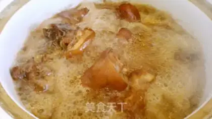 Make Red burning pig feet step 3