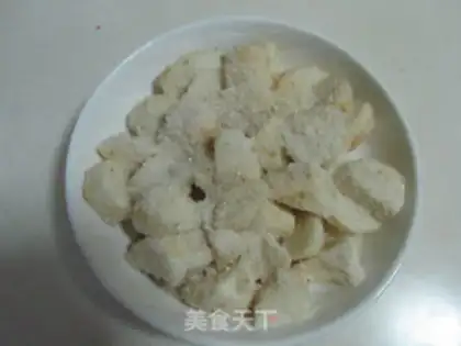 Make Pirecup chicken leg steaming taro step 3
