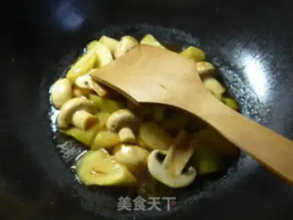 Make Mushrooms boil and bloom at night step 9