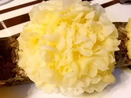Make Autumn white pulmonary dessert step 0