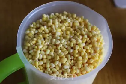 Make Cranberry green bean pie step 0