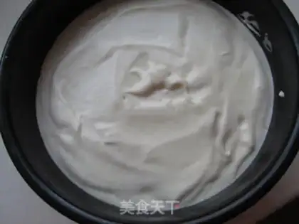 Make Little cream cake step 4