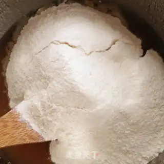 Make Fancy moon cakes step 2