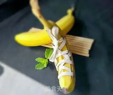 Make Creative bananas step 6