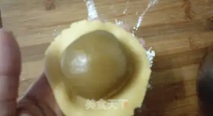 Make The egg yolk mooncake step 13