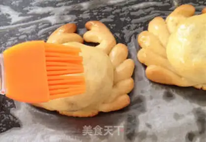 Make Fancy moon cakes step 10