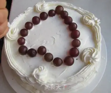 Make Little cream cake step 15
