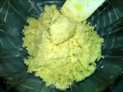 Make A broad coconut moon cake step 6