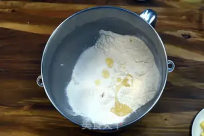 Make Buffalo croissants step 1