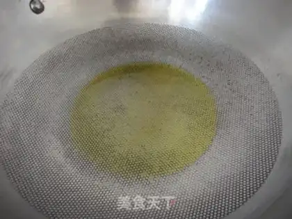 Make Pineseed tomato soup noodles step 5