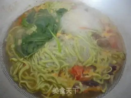 Make Pineseed tomato soup noodles step 9
