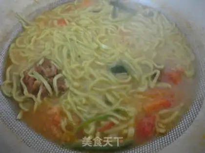 Make Pineseed tomato soup noodles step 10