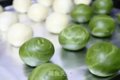 Make Sioux moon cake step 11