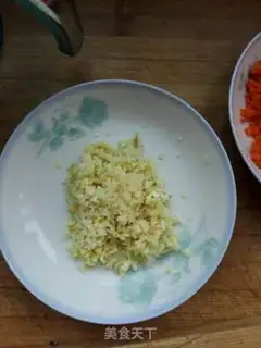 Make Sprays, carrot sauce step 4
