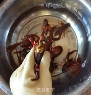 Make Spicy lobster step 2