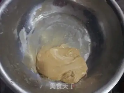 Make A wide moon cake step 2