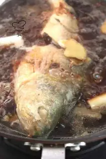 Make Spicy lobster step 7