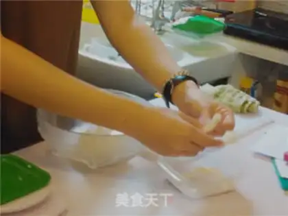 Make Ice mooncake step 7