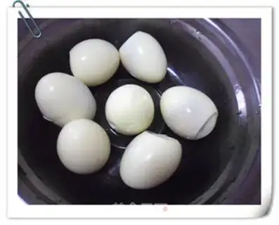 Make Five fragrance eggs step 2