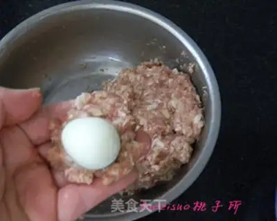 Make Powder eyeballs step 4