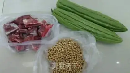 Make Suffering melon cucumber fan bones step 0