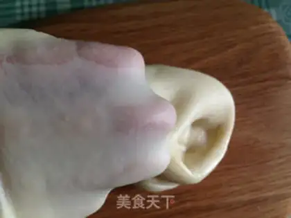 Make Squeeze meat mooncake step 3