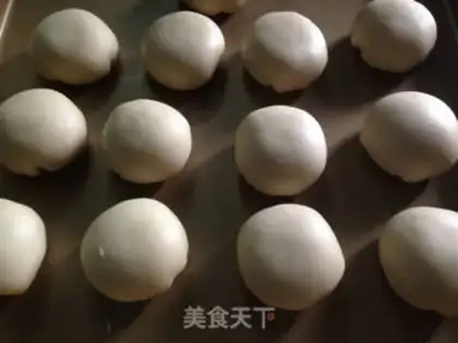 Make Squeeze meat mooncake step 19