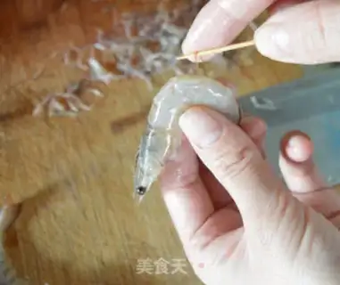 Make Shrimp onions step 1