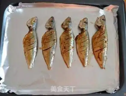 Make Spicy roasted pool fish step 4