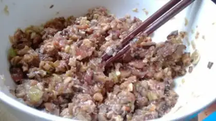 Make Mushroom beef buns step 3