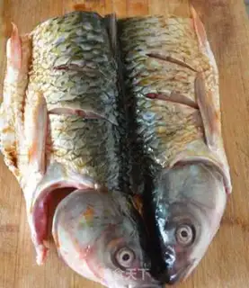 Make Chongqing fish step 2