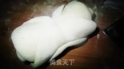 Make Red sugar buns step 3
