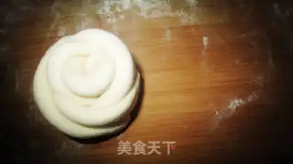 Make Red sugar buns step 4