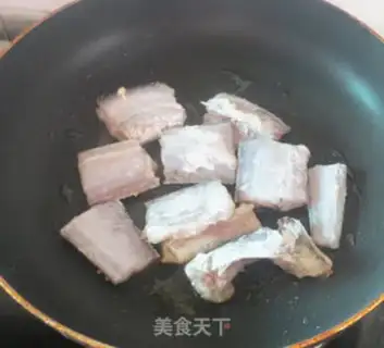 Make Onions burn fish step 3