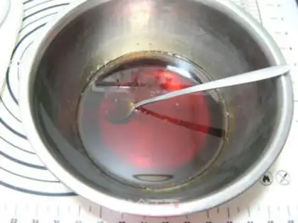 Make Red bean-saloon roses wide mooncake step 1