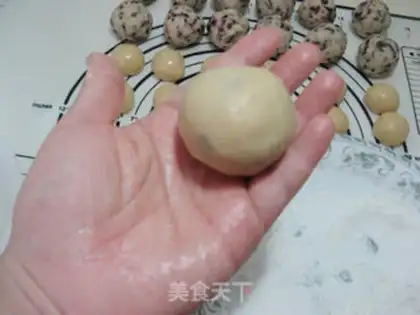 Make White bean cranberry mooncake step 14