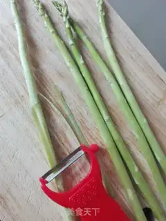 Make A cheese salad step 1