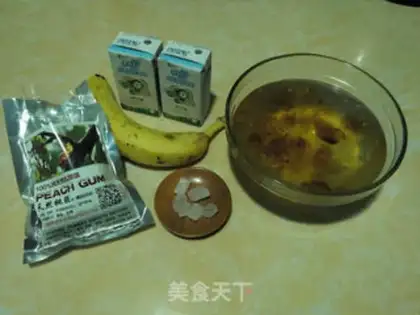 Make Peach gel banana milk step 0