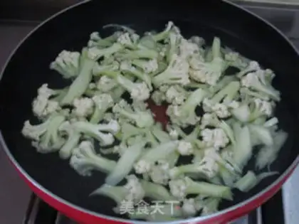 Make The curry flowers step 2