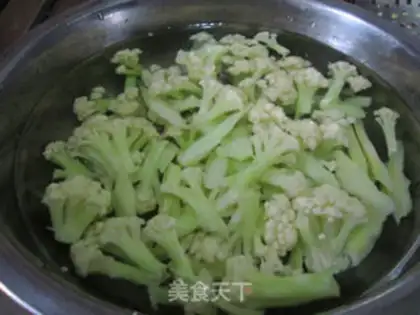 Make The curry flowers step 3
