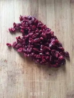 Make Cranberry rice pie step 0