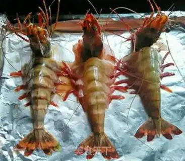 Make Pretzels roasted shrimp step 4