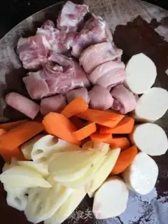Make Pigtail soup step 0