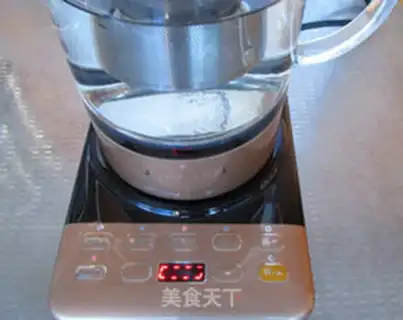 Make The yellow red date tea step 3