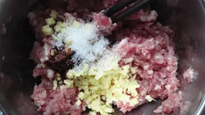 Make Sioux meat mooncake step 5