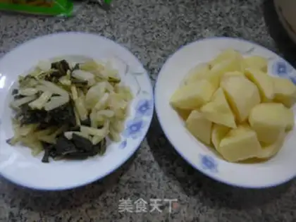 Make Pickles for potatoes step 0