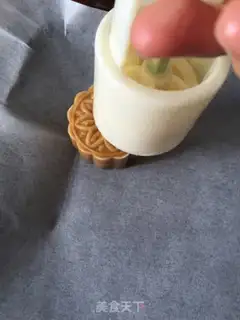 Make A wide bean saloon step 20
