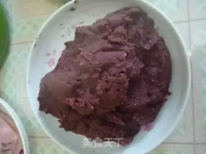 Make Red bean pie step 3