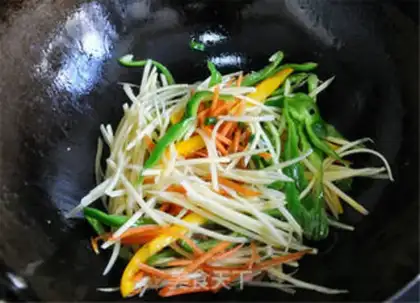 Make Egg sandwich breakfast step 2