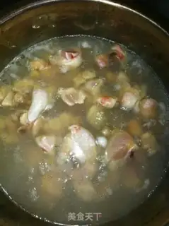 Make A chicken-cooked leg step 0